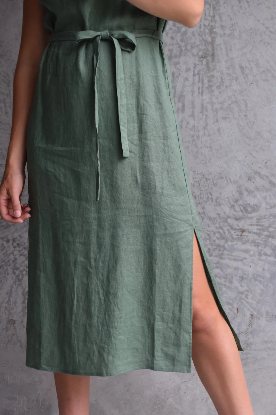 Lulu  V Neck Pine Linen Tie Back Midi Slip Dress