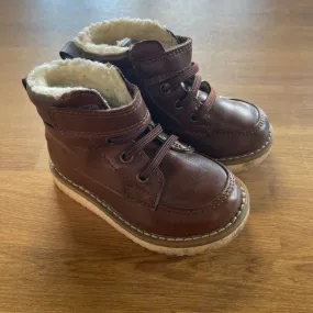 Old Navy Brown Sherpa Bootie 5